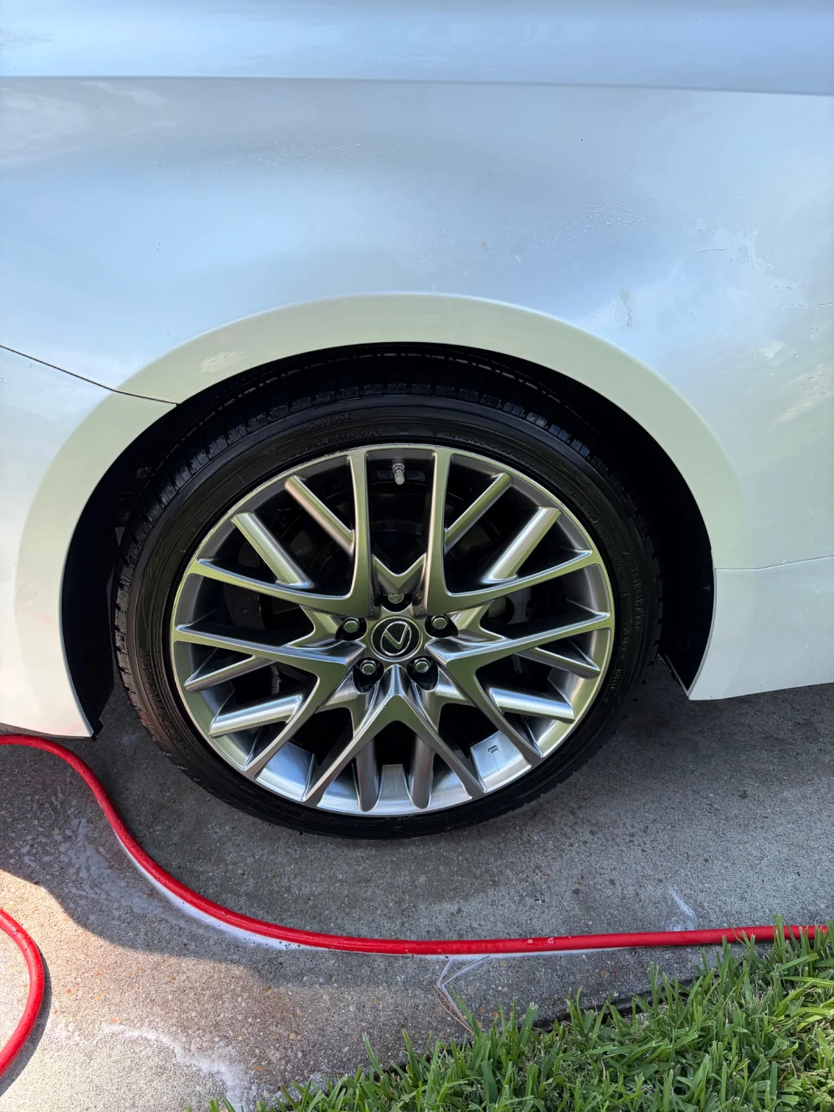 Detailed Lexus wheel