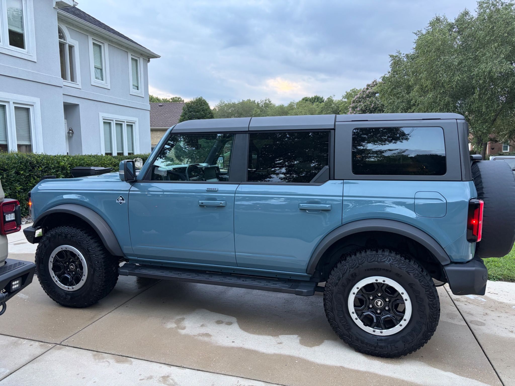 Vehicle exterior detail